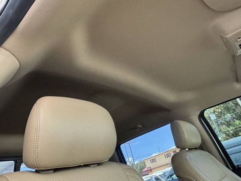 Used 2017 Ford F250 Lariat w/ Lariat Value Package AWD/4WD image 37