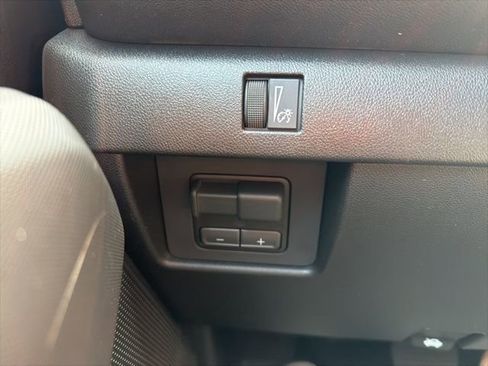 New 2026 Chevrolet Colorado W/T w/ WT Custom Package AWD/4WD image 26