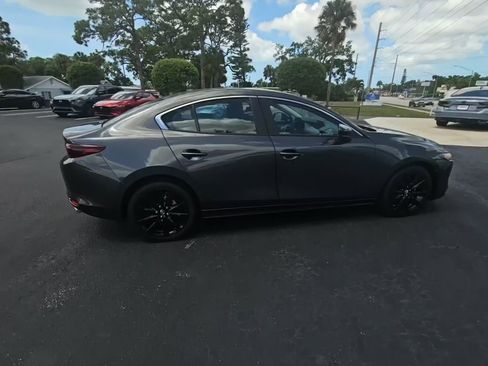 Used 2025 MAZDA MAZDA3 s FWD image 3