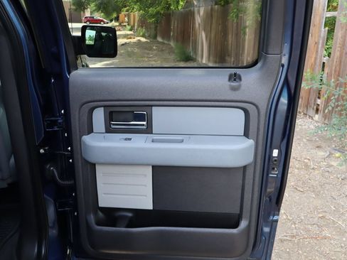 Used 2013 Ford F150 XLT w/ Mid Equipment Group AWD/4WD image 25