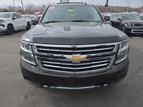 Used 2018 Chevrolet Suburban LT image 8