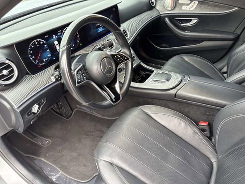 Used 2021 Mercedes-Benz E 350 4MATIC Sedan image 22