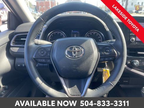 Used 2023 Toyota Camry SE image 21