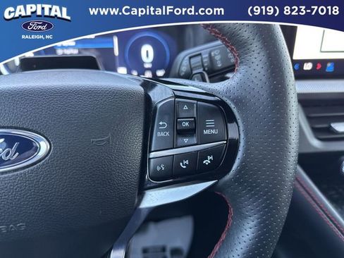 Certified 2025 Ford Explorer ST image 23