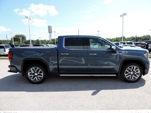 Certified 2026 GMC Sierra 1500 Denali RWD image 4