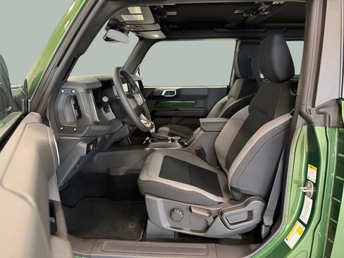 New 2025 Ford Bronco 2-Door AWD/4WD image 28