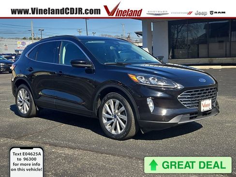 Used 2022 Ford Escape Titanium w/ Titanium Elite Package AWD/4WD image 1
