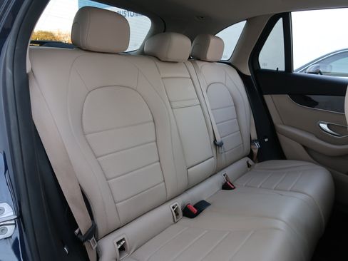 Used 2016 Mercedes-Benz GLC 300 image 33