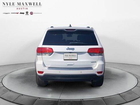 Used 2017 Jeep Grand Cherokee Limited RWD image 15