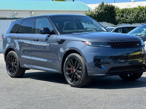 New 2025 Land Rover Range Rover Sport Dynamic SE image 7