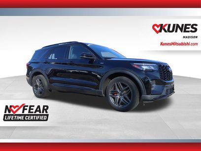 Used 2025 Ford Explorer ST-Line w/ ST-Line Street Pack