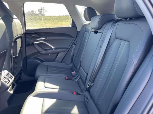 New 2025 Audi Q5 Premium Plus image 11