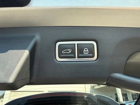 Certified 2023 Kia Sorento EX AWD/4WD image 15