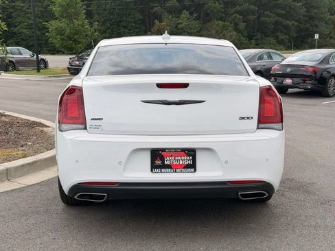 Used 2023 Chrysler 300 Touring L w/ Popular Equipment Group AWD/4WD image 10