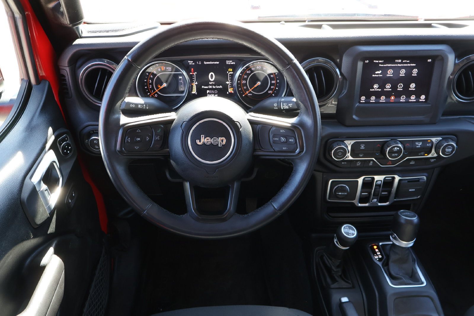 Used 2020 Jeep Gladiator Sport AWD/4WD image 15
