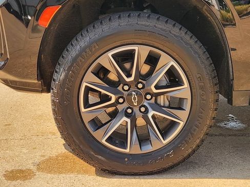 Used 2022 Chevrolet Tahoe Z71 AWD/4WD image 8