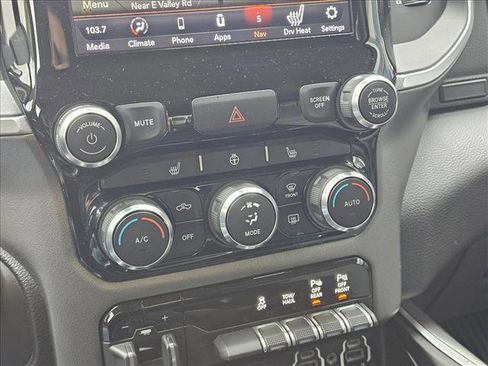 Used 2020 RAM 1500 Big Horn AWD/4WD image 26