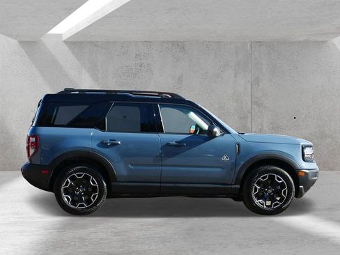Certified 2025 Ford Bronco Sport Outer Banks AWD/4WD image 2