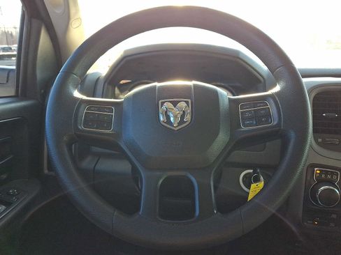 Used 2017 RAM 1500 Express w/ Black Ram 1500 Express Group image 16