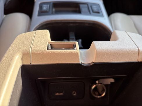 Used 2013 Subaru Outback 2.5i Limited image 20