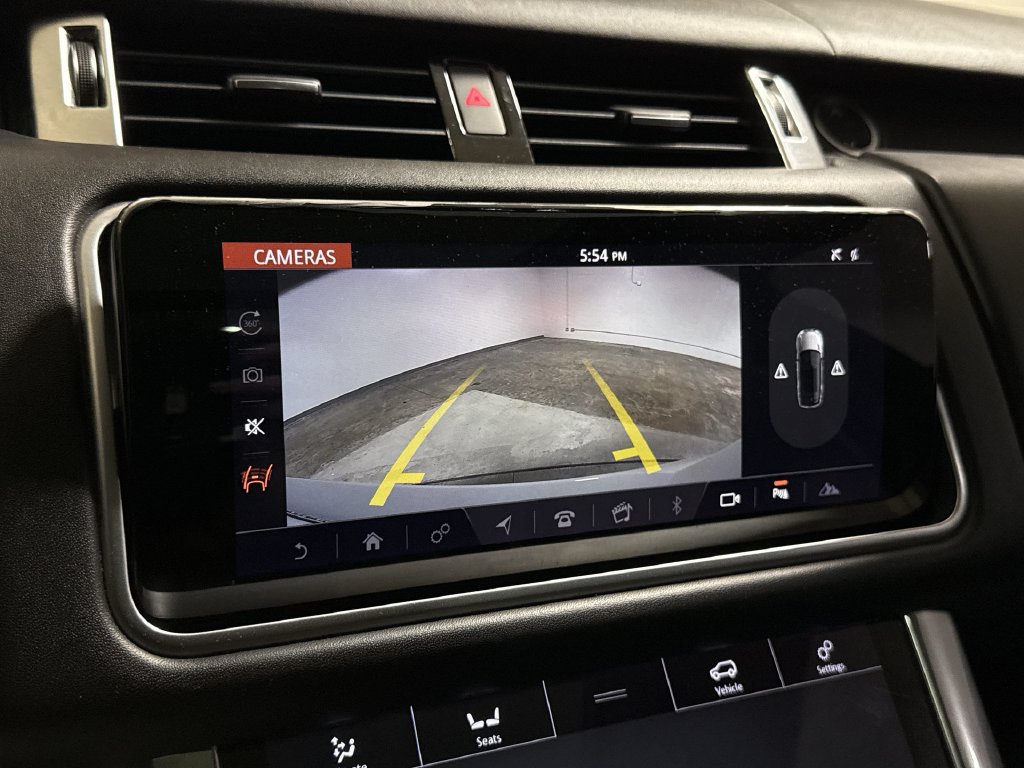 Used 2018 Land Rover Range Rover Sport SVR AWD/4WD image 16