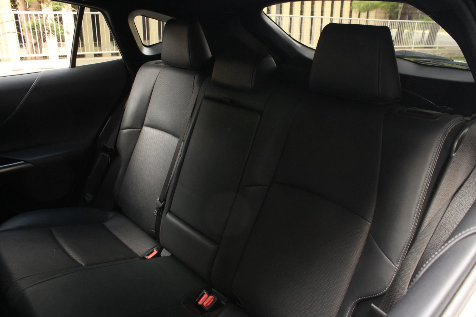 Used 2021 Toyota Venza XLE w/ Softex Package AWD/4WD image 17