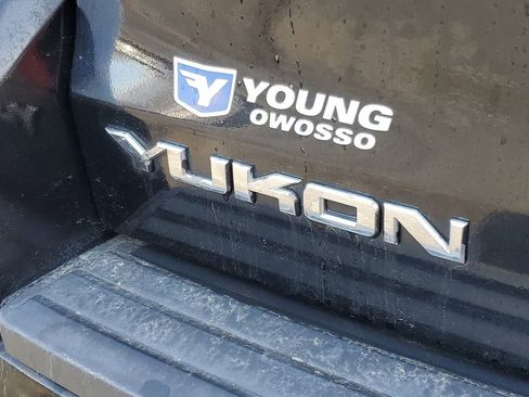 Used 2015 GMC Yukon SLT image 36