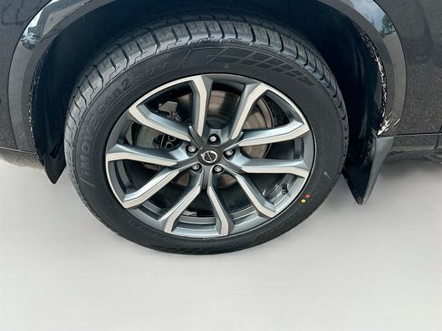 Used 2018 Volvo XC90 T5 Momentum w/ Convenience Package AWD/4WD image 11