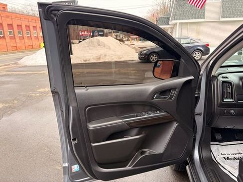 Used 2021 GMC Canyon Elevation w/ Driver Alert Package RWD image 17