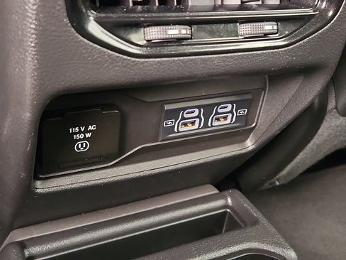 Used 2023 Jeep Grand Cherokee L Laredo AWD/4WD image 20
