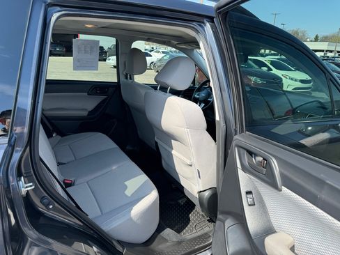 Used 2018 Subaru Forester 2.5i Premium image 10