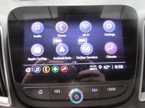 Used 2025 Chevrolet Malibu LT image 38