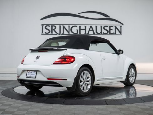 Used 2017 Volkswagen Beetle 1.8T Classic image 30