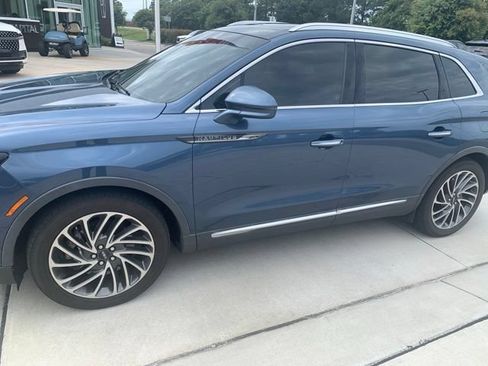 Used 2019 Lincoln Nautilus Reserve FWD image 1