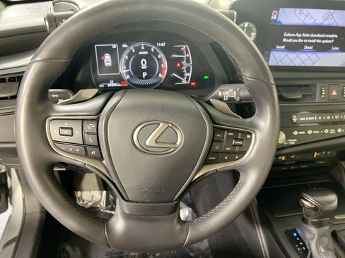 Used 2022 Lexus ES 250 w/ Premium Package image 11