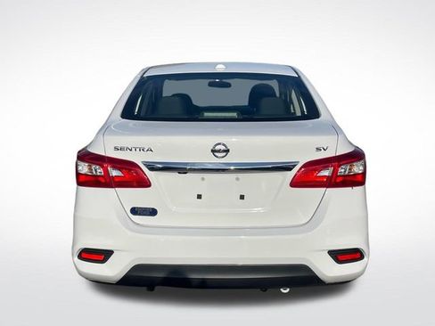 Used 2019 Nissan Sentra SV image 3
