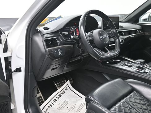 Used 2019 Audi S4 Premium Plus w/ Premium Plus Package image 22