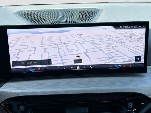 Used 2025 BMW 330i Sedan RWD image 32