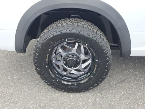 Used 2021 RAM 1500 Tradesman w/ Tradesman SXT Package image 5