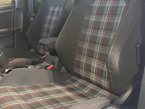 Used 2019 Volkswagen GTI Rabbit Edition image 15