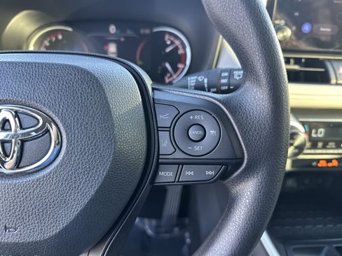 Certified 2024 Toyota RAV4 XLE image 20