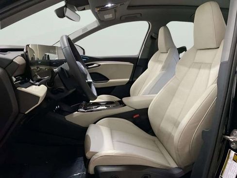 Used 2025 Audi Q6 e-tron Premium Plus w/ Premium Plus image 67