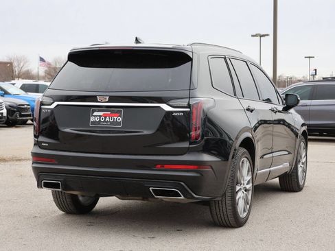 Used 2021 Cadillac XT6 Sport image 9