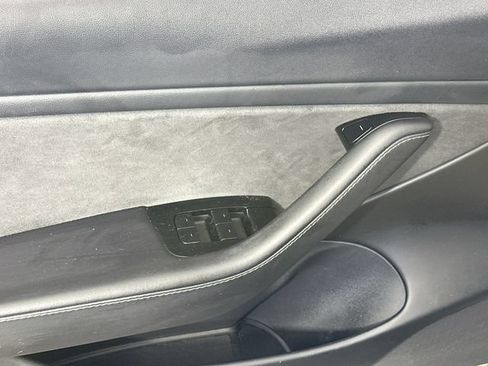 Used 2020 Tesla Model 3 Long Range AWD/4WD image 21