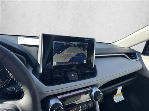 New 2025 Toyota RAV4 XLE image 15