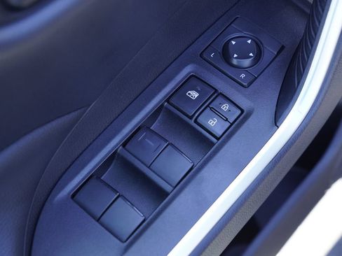 Used 2025 Toyota RAV4 LE FWD image 9