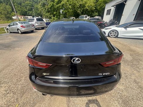 Used 2014 Lexus IS 250 w/ Premium Package RWD image 9