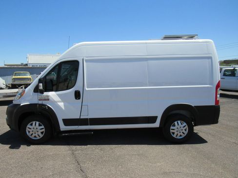 Used 2019 RAM ProMaster 1500 FWD image 2