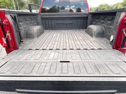 Used 2022 GMC Sierra 1500 AT4X image 33