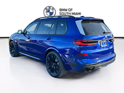 New 2026 BMW X7 M60i image 4